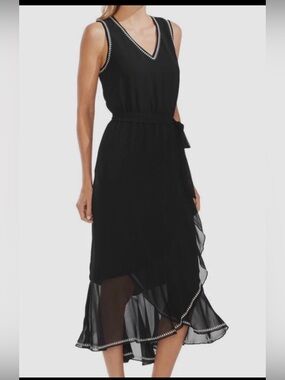 Vince Camuto Black Sleeveless V-Neck High-Low Ruffle Dress